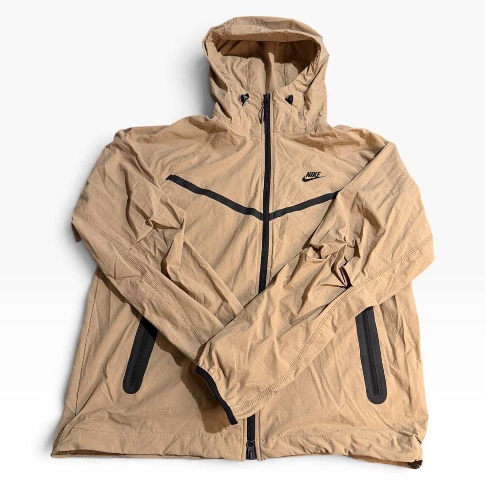 Nike Tech Windrunner Woven Full Zip Beige Hooded Jacket HM7151-297 Mens size M